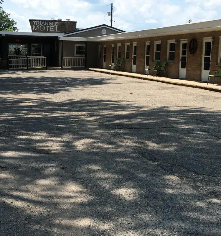 The Triangle Motel hotel hero