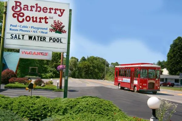 Barberry Court Motel hotel hero