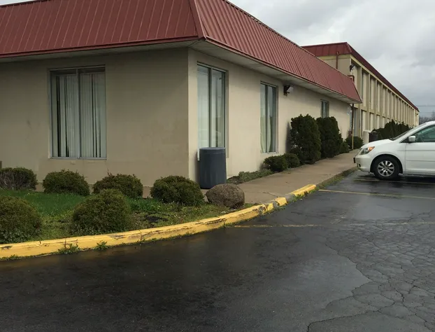 Days Inn & Suites by Wyndham Springfield OH hotel detail image 2