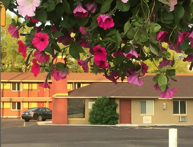 Gateway Inn hotel detail image 1