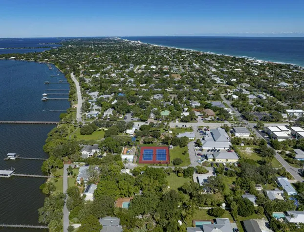 Seaglass Inn hotel detail image 1