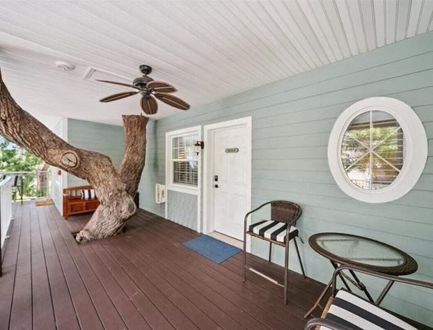 Seaglass Inn hotel detail image 1