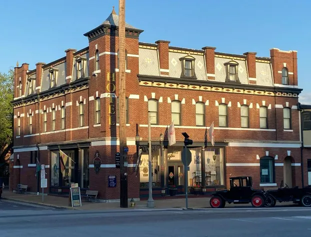 Hermann Crown Suites hotel detail image 1