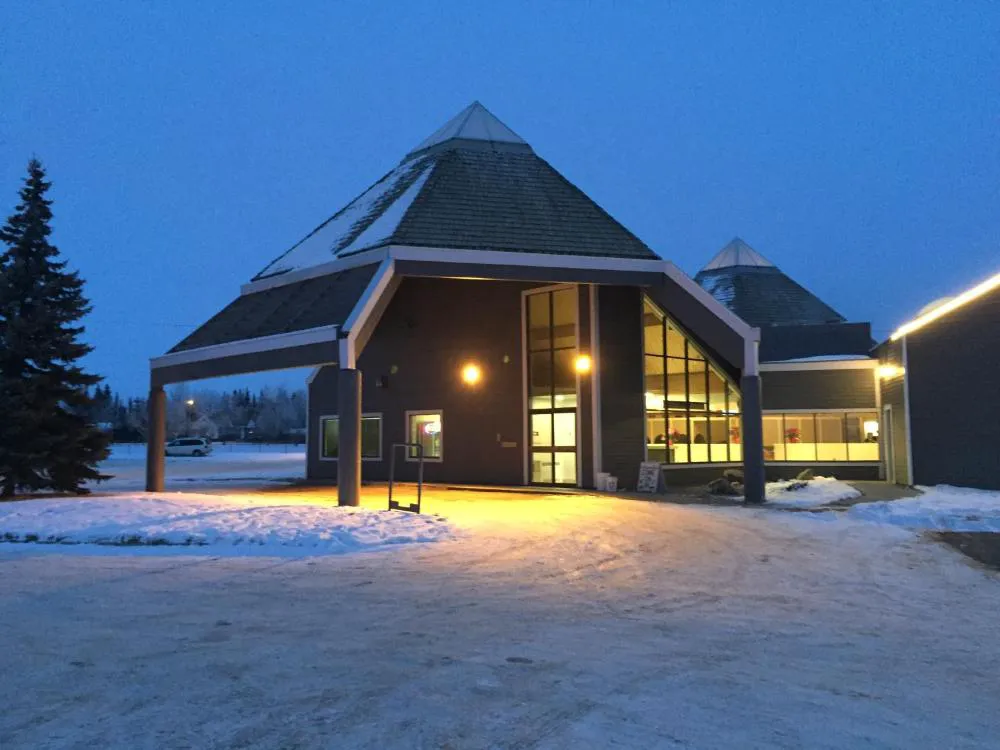 Grand Marshal Inn hotel hero