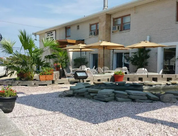 The Amethyst Beach Motel hotel detail image 2