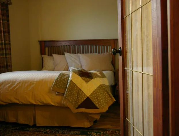 Country Encounters hotel detail image 4