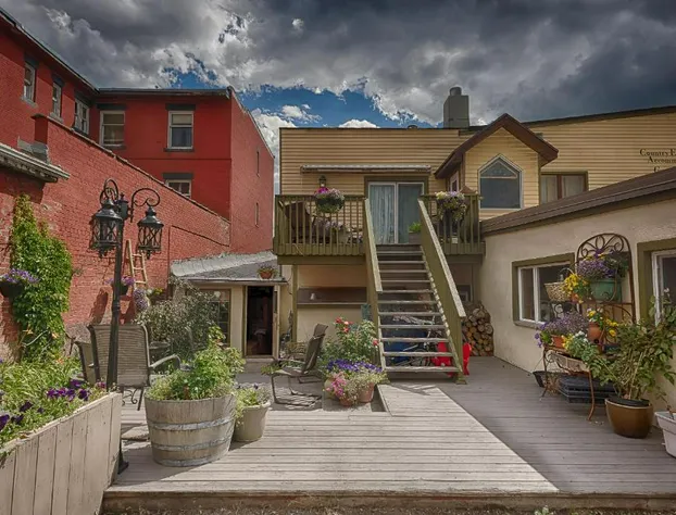 Country Encounters hotel detail image 1