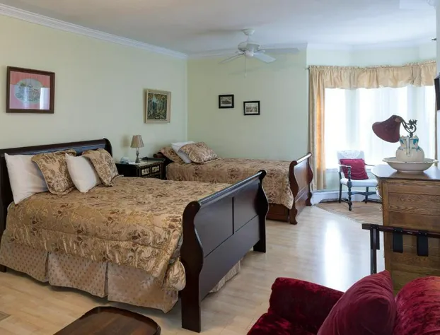 Country Encounters hotel detail image 4