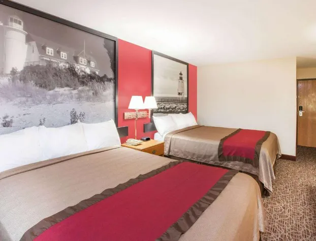 Super 8 by Wyndham West Branch hotel detail image 1