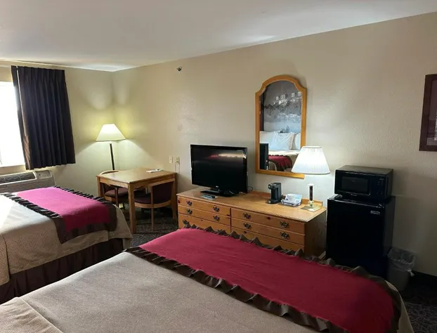 Super 8 by Wyndham West Branch hotel detail image 3