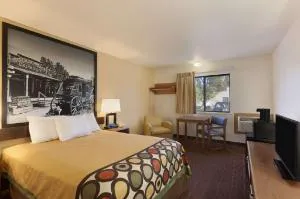 Super 8 by Wyndham Wall hotel detail image 2