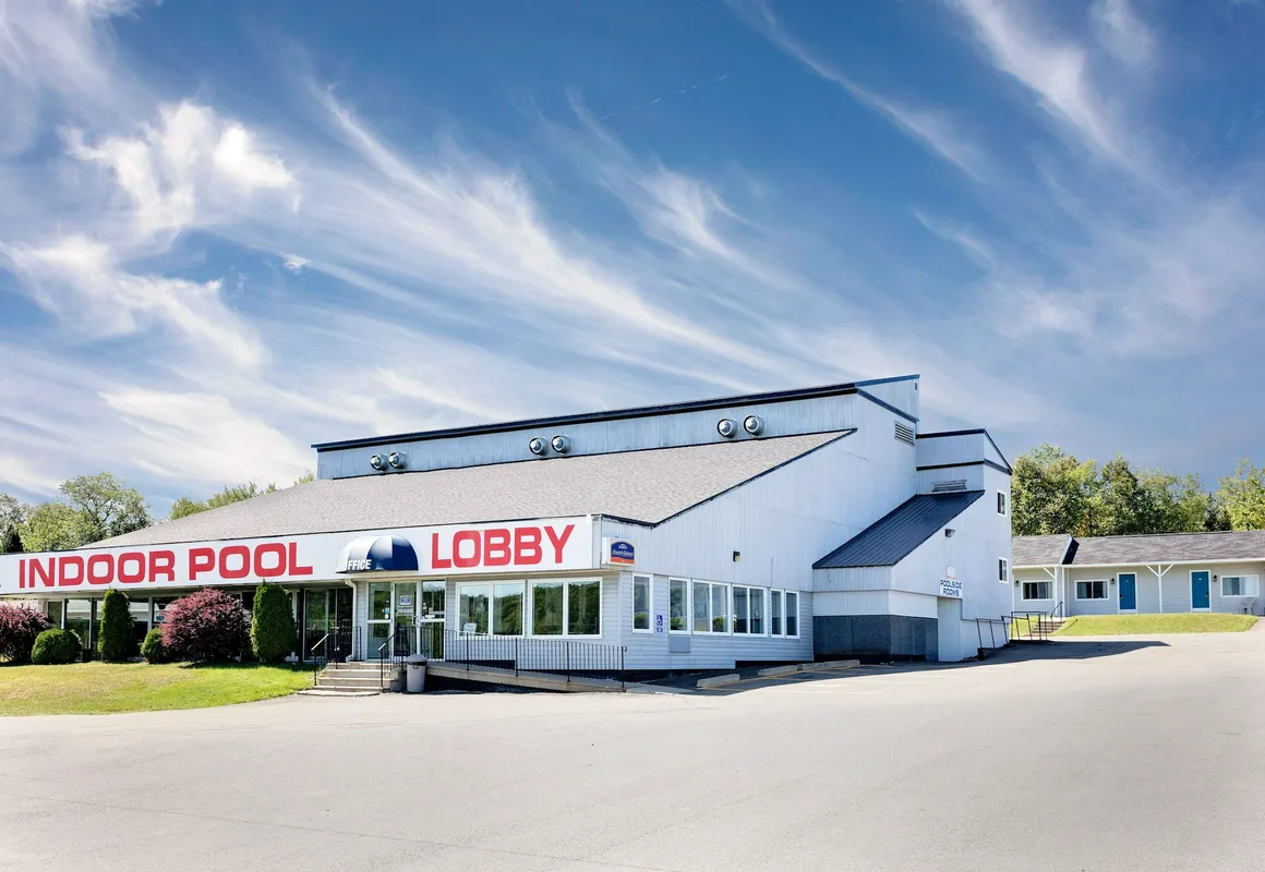 Howard Johnson by Wyndham Woodstock NB hotel hero