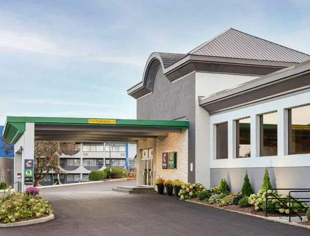 Quality Inn & Conference Centre Kingston Central hotel detail image 2