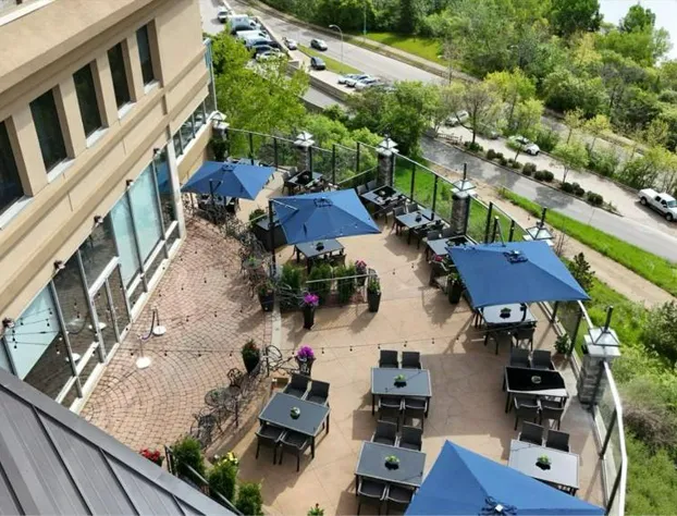 Courtyard by Marriott Edmonton Downtown hotel detail image 2