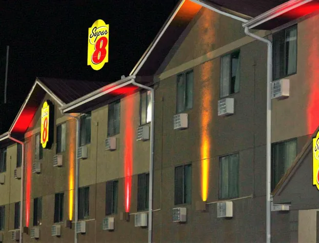 Super 8 by Wyndham Tuscaloosa hotel detail image 3