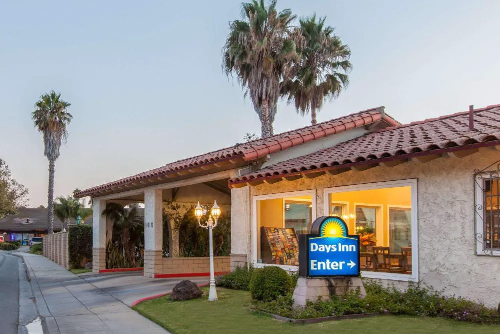 Days Inn by Wyndham Camarillo - Ventura hotel hero