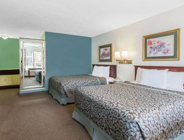 Days Inn by Wyndham Camarillo - Ventura hotel detail image 4