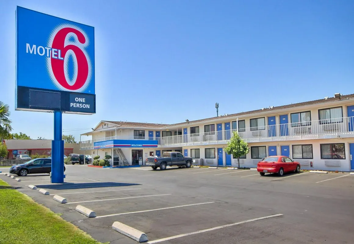 Motel 6 Monterey, CA hotel hero