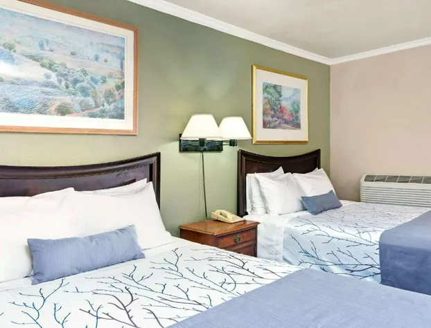 Days Inn by Wyndham San Jose hotel detail image 3