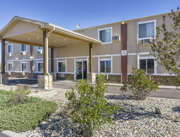 Super 8 by Wyndham Limon hotel detail image 1