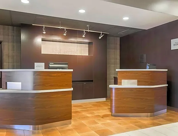 Courtyard by Marriott Tampa Brandon hotel detail image 1