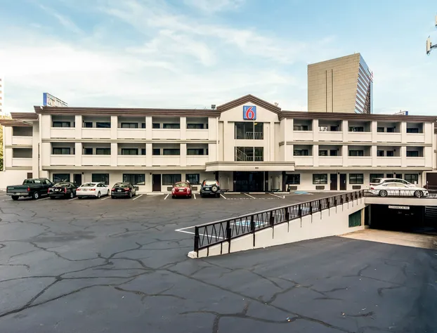 Motel 6 Atlanta, GA - Downtown hotel detail image 1