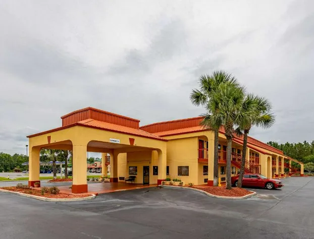 Econo Lodge Kingsland hotel detail image 2