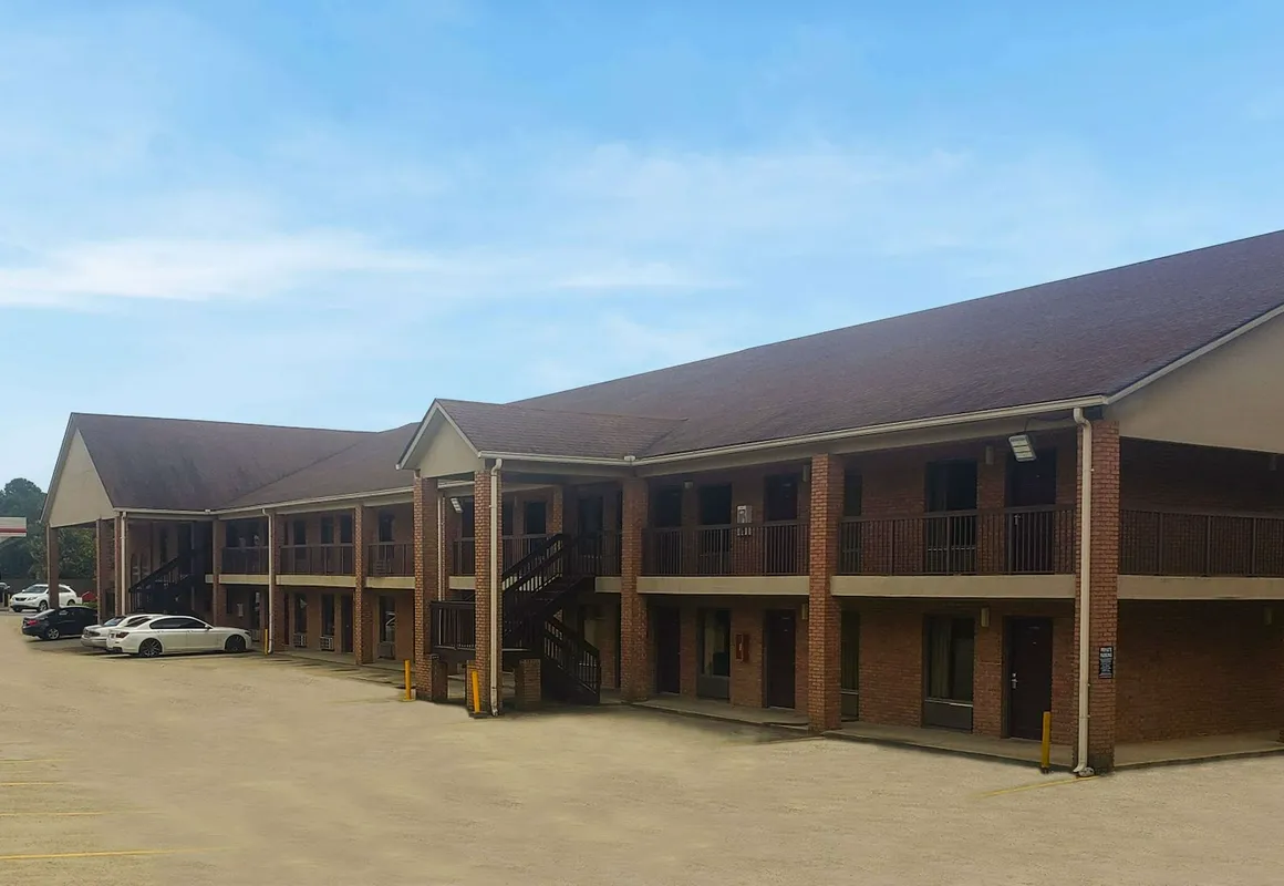 Magnuson Hotel Marietta hotel hero