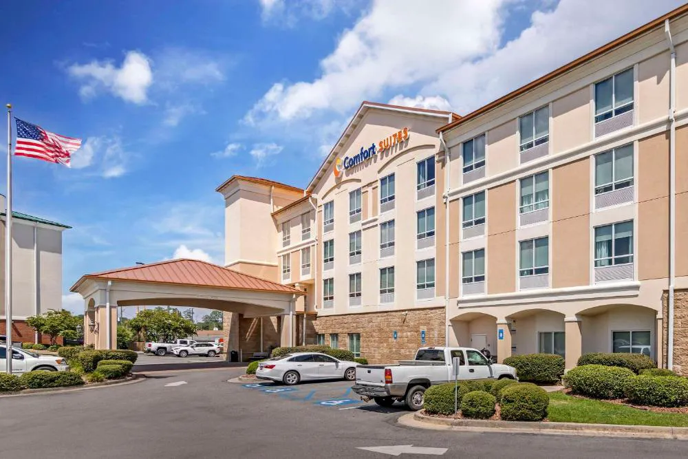 Comfort Suites Valdosta Mall Area hotel hero