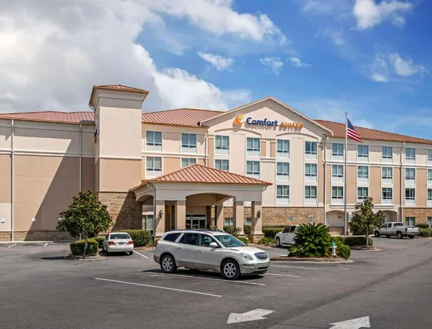 Comfort Suites Valdosta Mall Area hotel detail image 1