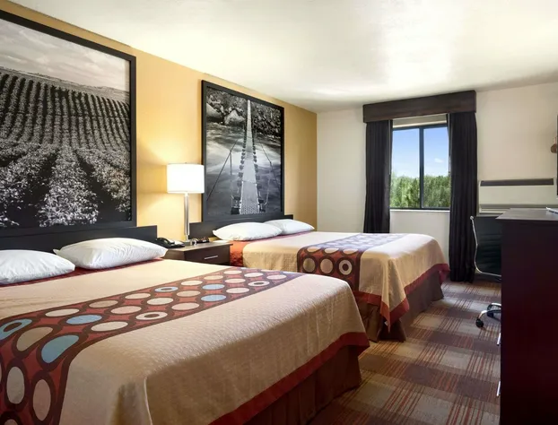 Super 8 by Wyndham Idaho Falls hotel detail image 4