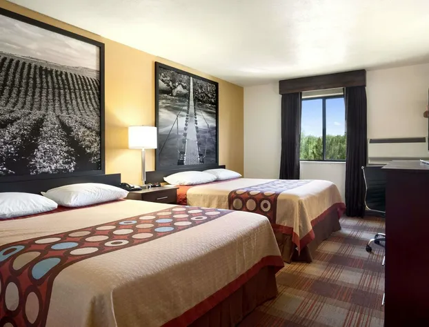 Super 8 by Wyndham Idaho Falls hotel detail image 4