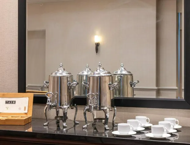 Chicago Marriott Suites Deerfield hotel detail image 2