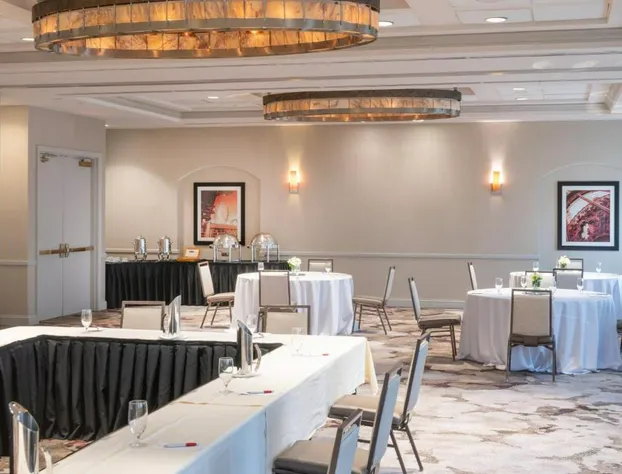 Chicago Marriott Suites Deerfield hotel detail image 4