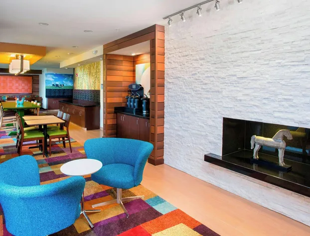 Fairfield Inn & Suites Quincy hotel detail image 2