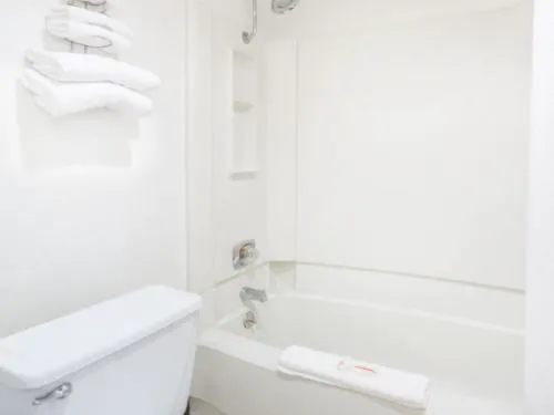 Super 8 by Wyndham Goodland hotel detail image 2