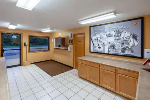 Super 8 by Wyndham Goodland hotel detail image 3