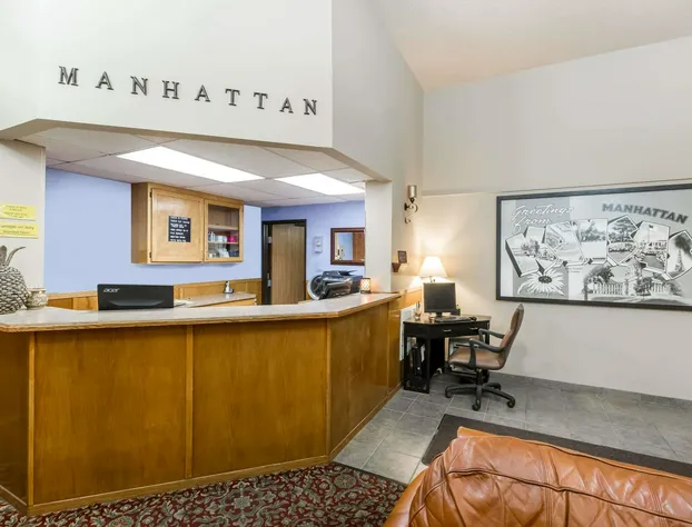 Super 8 by Wyndham Manhattan KS hotel detail image 4