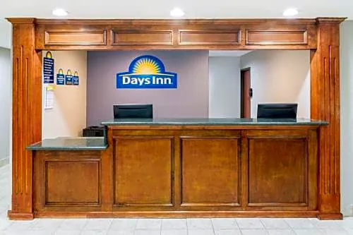 Days Inn by Wyndham Galliano LA hotel detail image 4