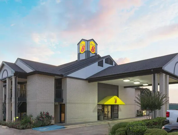 Super 8 by Wyndham Ruston hotel detail image 2