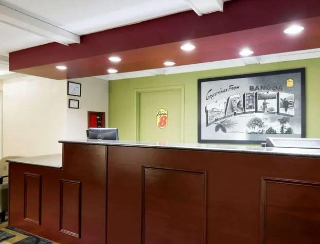 Super 8 by Wyndham Bangor hotel detail image 2