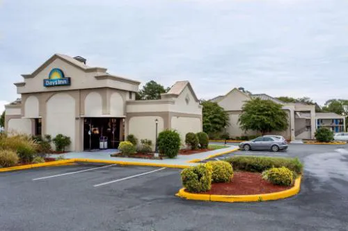 Days Inn by Wyndham Salisbury hotel hero
