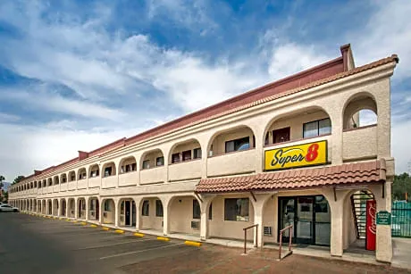 Super 8 by Wyndham Las Vegas Nellis AFB Area hotel detail image 2