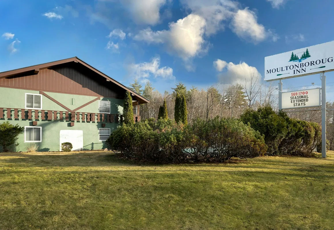 Moultonborough Inn hotel hero