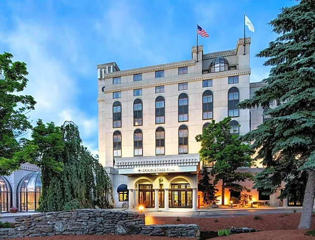 DoubleTree by Hilton Nashua hotel detail image 1