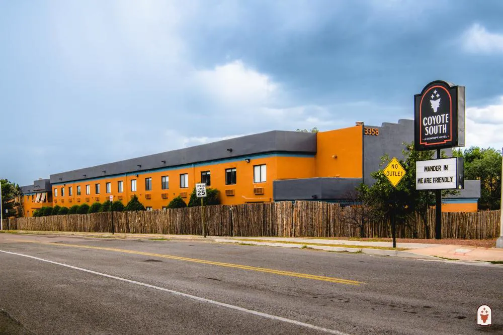 Coyote South hotel hero