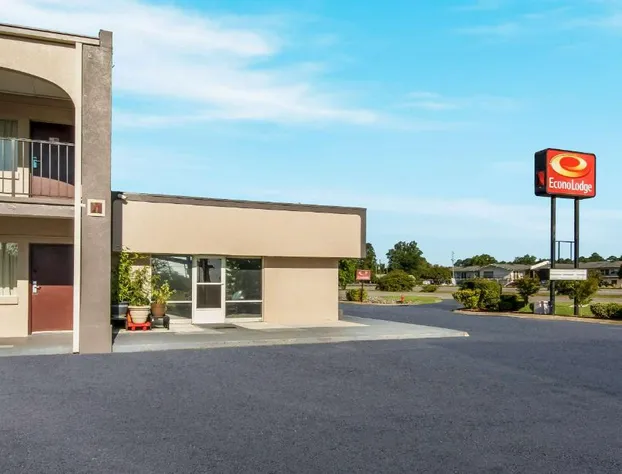 Econo Lodge Goldsboro Hwy 70 hotel detail image 2