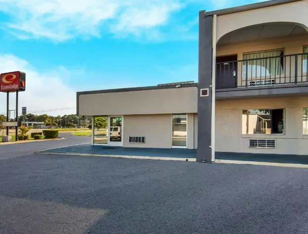 Econo Lodge Goldsboro Hwy 70 hotel detail image 2