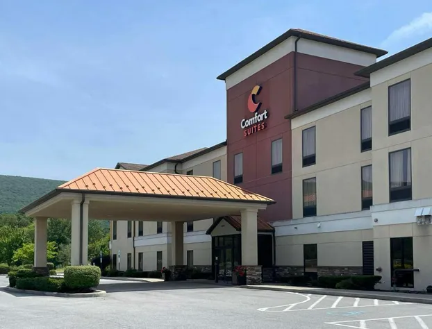 Comfort Suites Altoona North hotel detail image 1