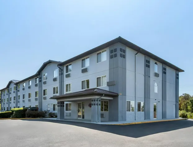 Quality Inn Johnstown hotel detail image 3